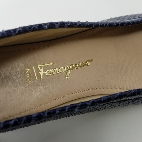 Salvadore Feragamo Women's Blue Python Loafers, Size 8 - Picture 7 of 11